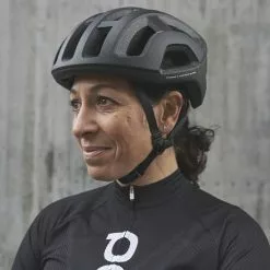 Casque POC Ventral Lite Noir Uranium 12 Casque POC Ventral Lite Noir Uranium -Casques Cyclisme importe magasin 10693 ventrallite 1037 uraniumblackmatt lb 5