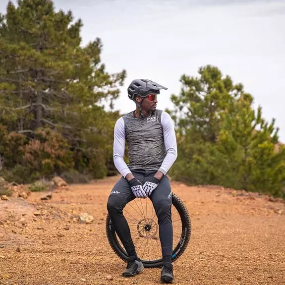 Gants Longs Northwave Spider Gris Clair Noir 6 Gants Longs Northwave Spider Gris Clair Noir – Image 4