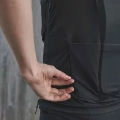 Plastron De Protection POC Oseus VPD Noir Trafic 12 Plastron De Protection POC Oseus VPD Noir Trafic -Casques Cyclisme importe magasin pc 20388 1002 005